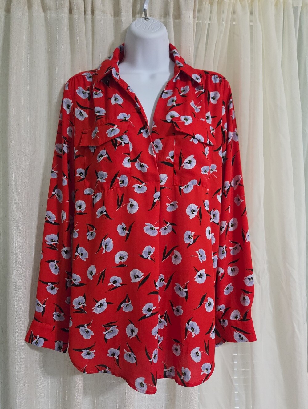 Ann Taylor Red Floral Button-Front Blouse